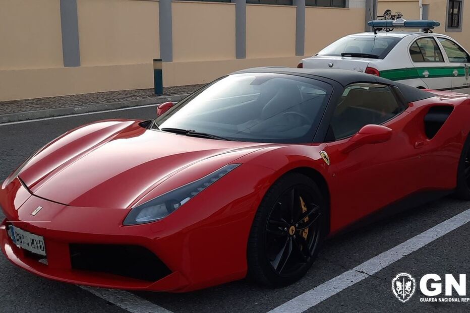 Ferrari recuperado