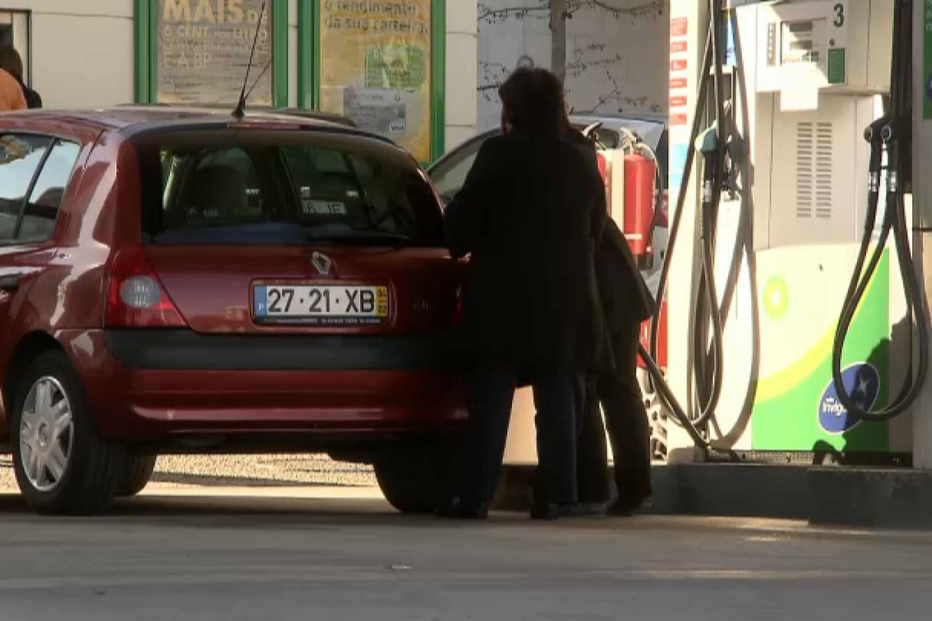 Combustíveis sobem de preço quatro vezes em 24 dias