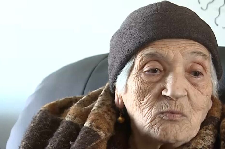 Idosa de 86 anos revoltada com voto antecipado: “Disseram-me que eu já tinha votado, isso é impossível”