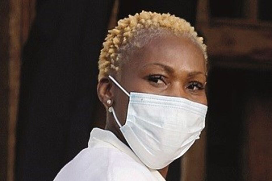 Nicole Coste tem filho de Alberto