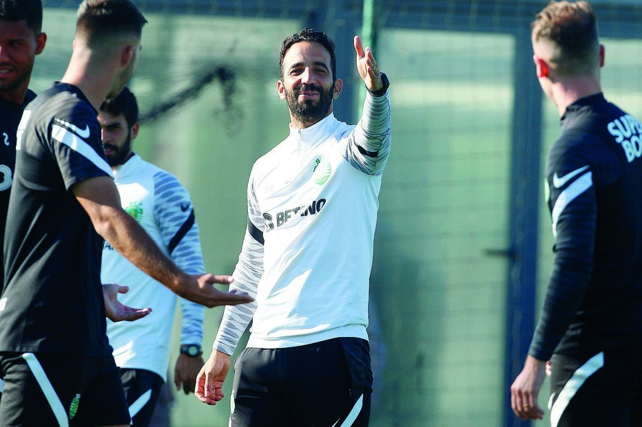 Rúben Amorim afirma que “Paulinho é o melhor avançado português” 