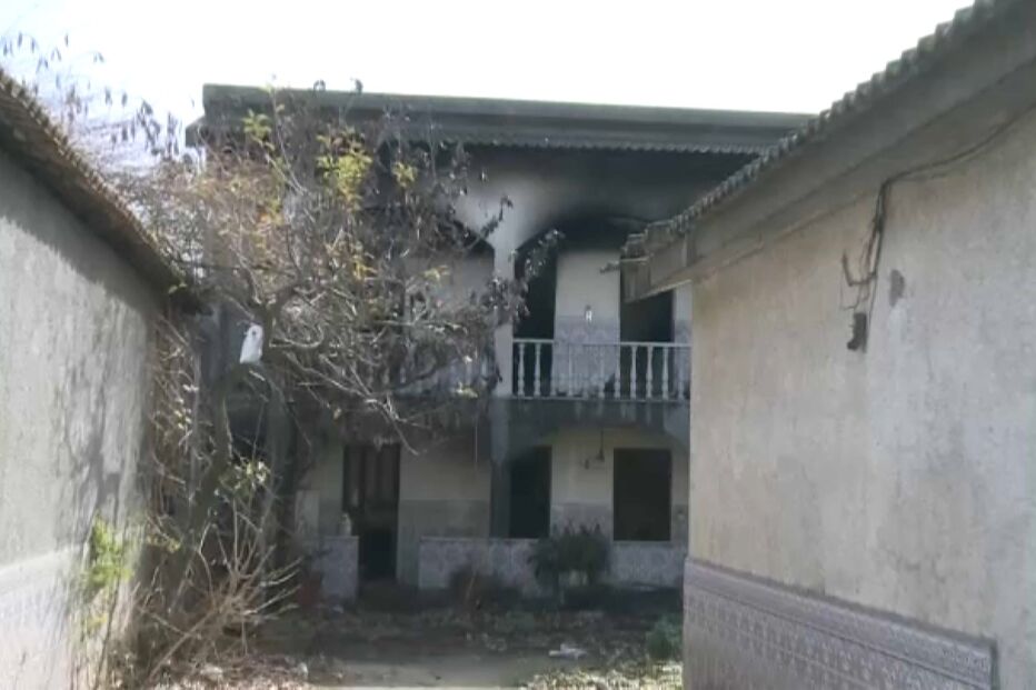 Homem ferido com gravidade em incêndio após adormecer com cigarro aceso