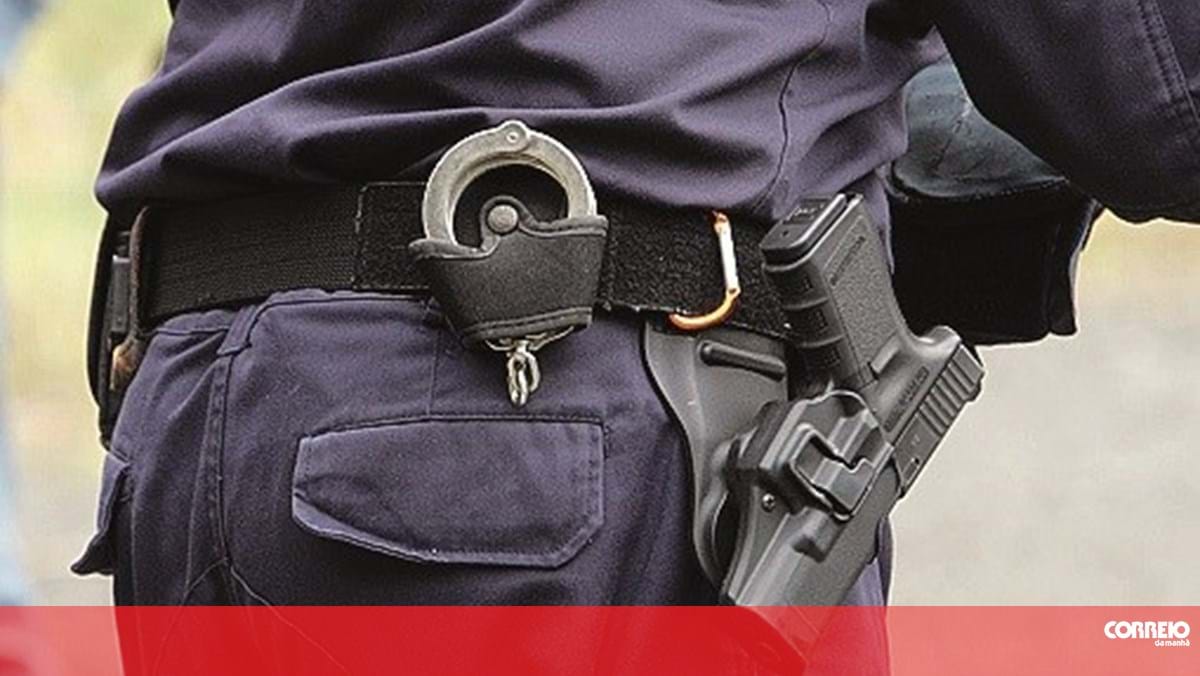 Equipas de Intervenção Rápida da PSP deixam de responder a crimes graves para fazer patrulhamento a pé