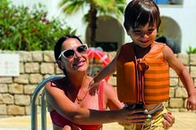 Dânia Neto com o filho