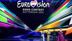 Dezoito países competem hoje por dez lugares na final da Eurovisão