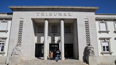 Tribunal de Beja começa a julgar na segunda-feira 35 arguidos por exploração de imigrantes