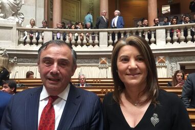 Deputados José Silvano e Emília Cerqueira 