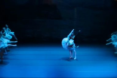 Quem é Ilya Romansky, o bailarino que desapareceu no mar em Gaia