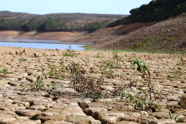 Dois terços do País estão em seca