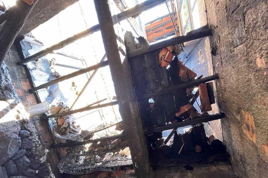 Mãe e filha morrem em incêndio seguido de explosão em Chaves