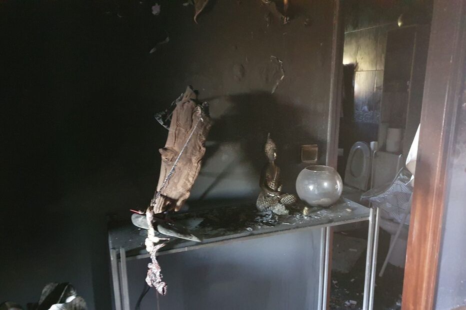 Incêndio destrói casa em Vila Verde