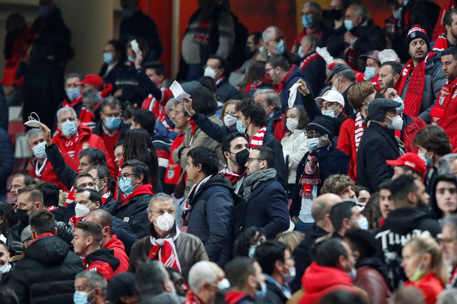 Adeptos benfiquistas indignados