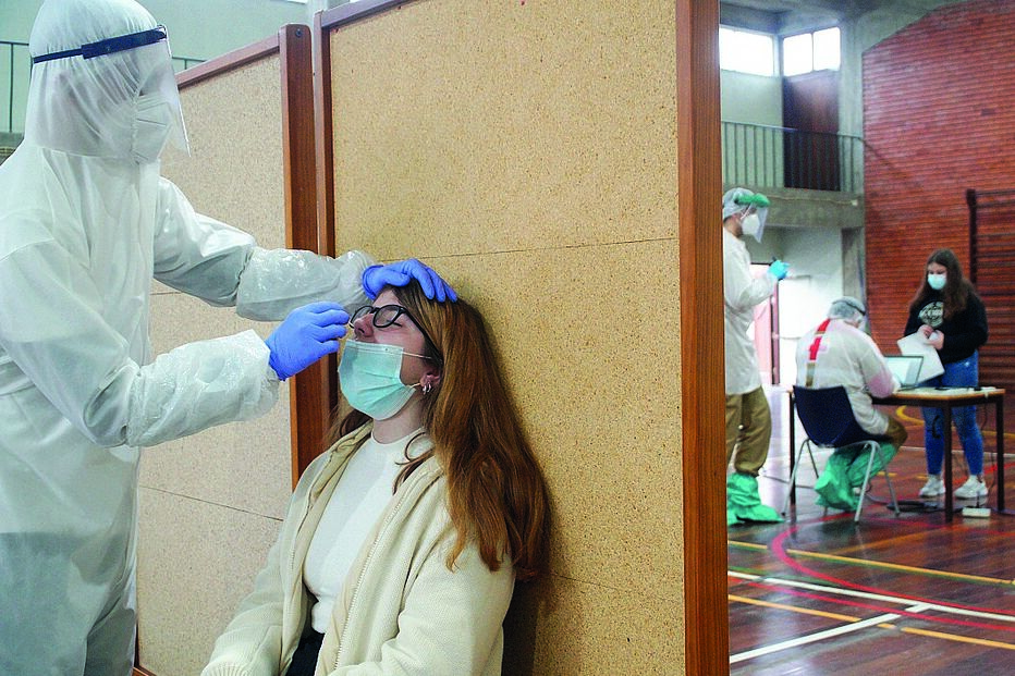 Quem chega a Portugal deixa de ser obrigado a apresentar um teste negativo, basta o certificado digital