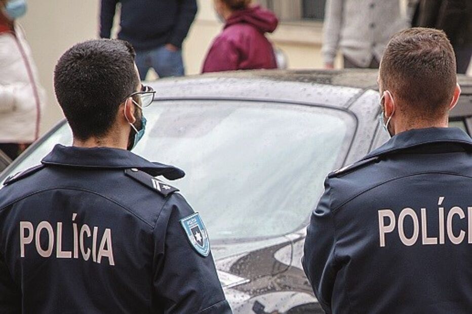 Agentes detiveram assaltante 