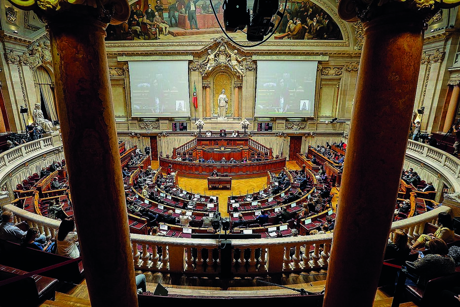 Parlamento poderá contar com o regresso dos debates quinzenais com o primeiro-ministro se a maioria o aprovar 