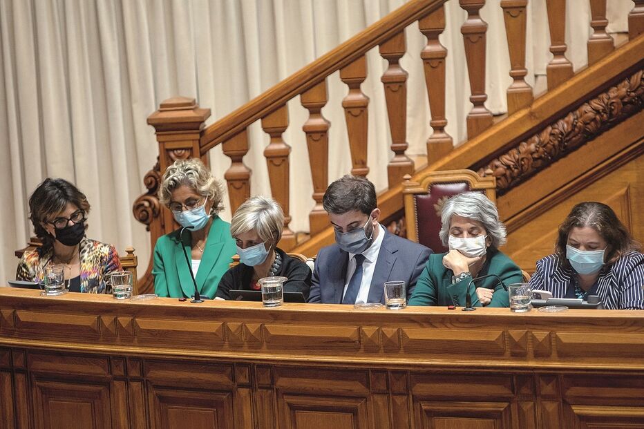 Imagem Abertura 40972133.jpg (12842478) (Milenium)