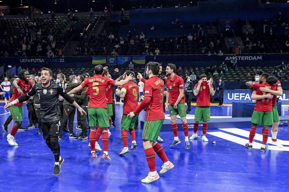 Seleção é bicampeã europeia de futsal