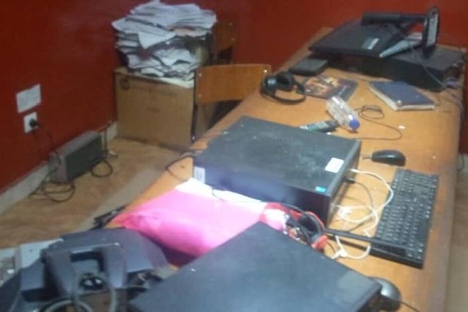 Rádio Capital na Guiné-Bissau atacada por grupo de homens armados