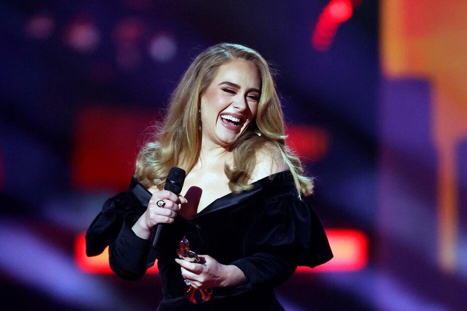 Adele é a grande vencedora da 42.ª edição dos BRIT Awards com três prémios