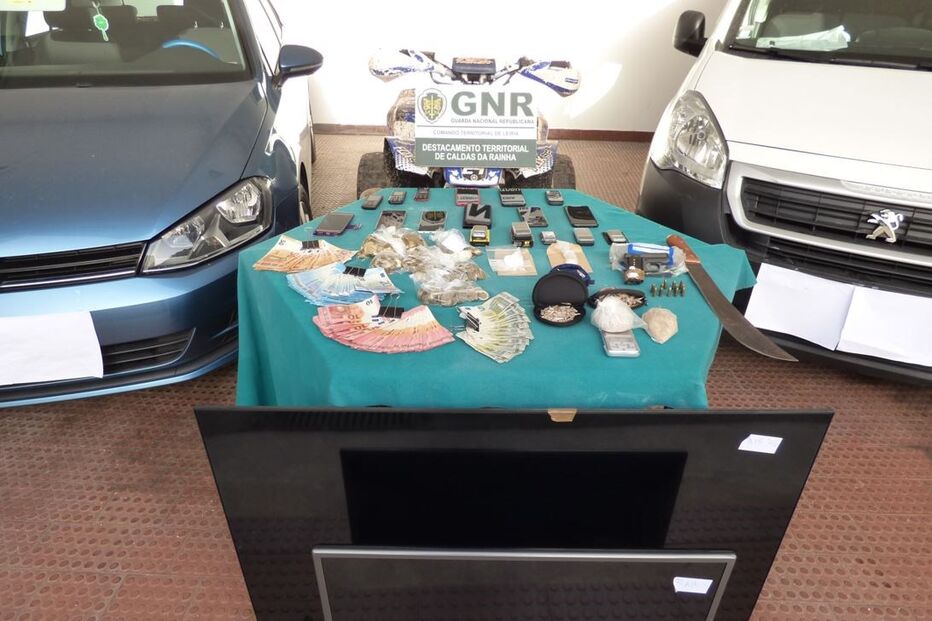 Sete detidos por tráfico de cerca de 1500 doses de cocaína e heroína em Leiria e Alcobaça