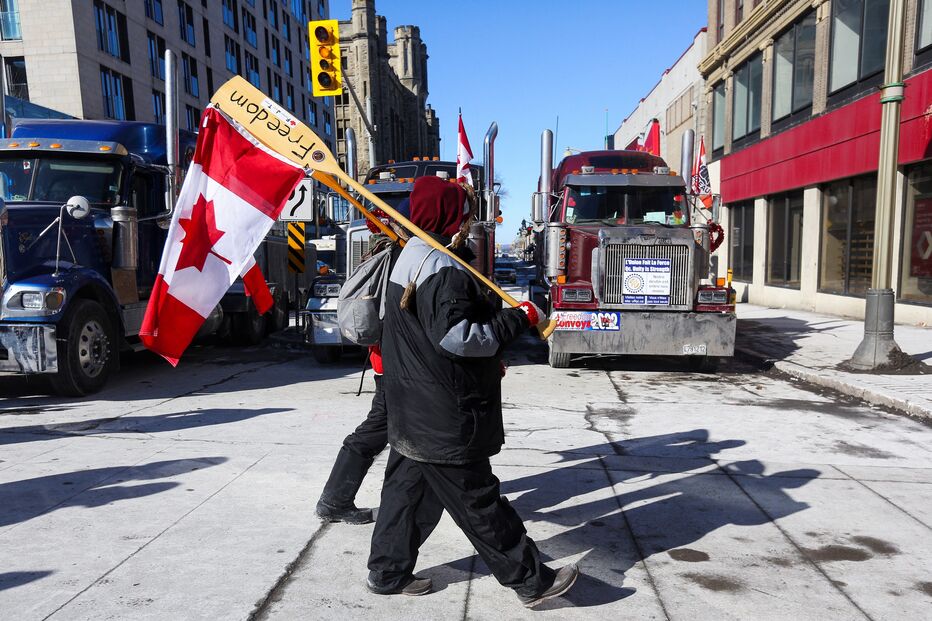 Manifestantes em Otava, no Canadá