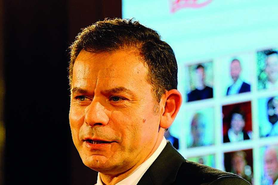 Luís Montenegro pondera entrar na corrida à liderança 