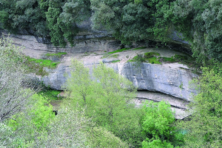 Esqueleto de criança de cinco anos estava enterrado no Vale do Lapedo há cerca de 29 mil anos  