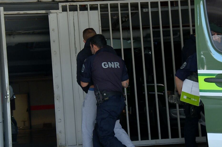 Dupla detida pela GNR contava com apoio da mãe de um  dos suspeitos no  esquema de tráfico