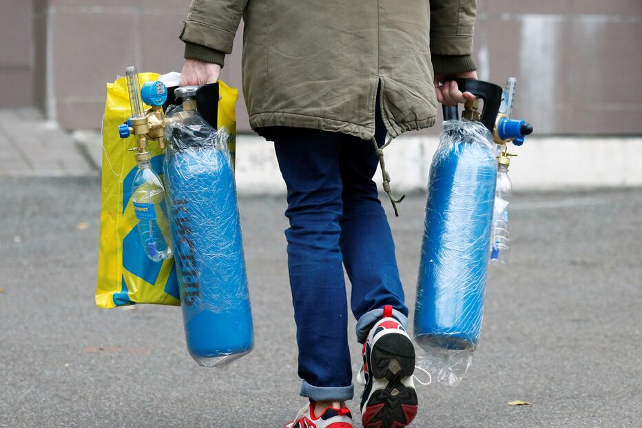 Hospitais ucranianos pode ficar sem reservas de oxigénio nas próximas 24 horas