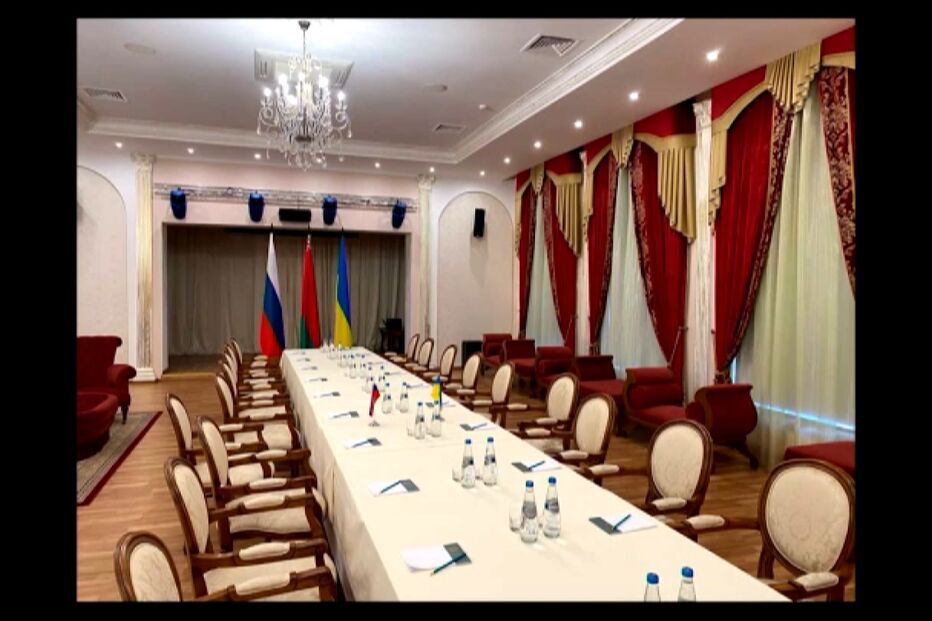 Quinto dia de invasão russa: Ucrânia e Rússia iniciam conversações junto à fronteira com a Bielorrússia