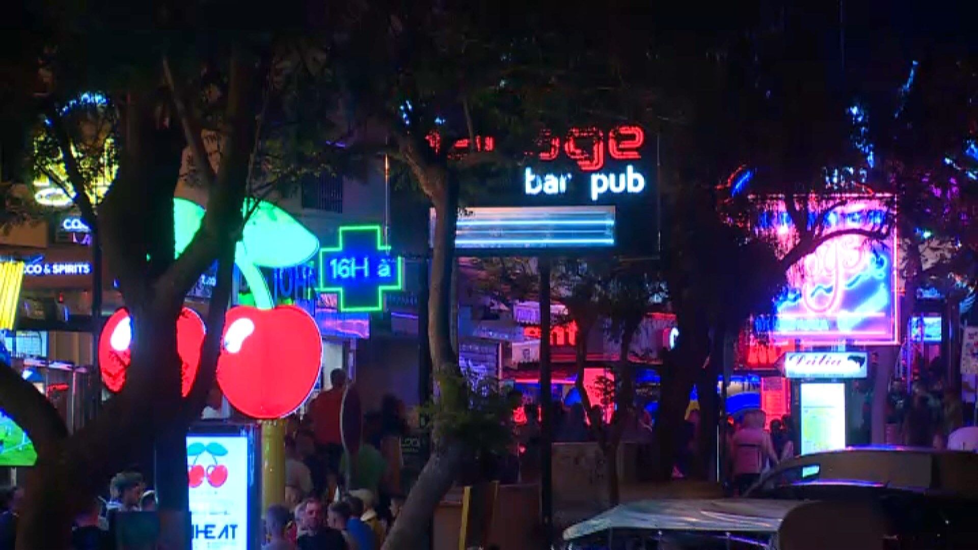 Four Pickpockets Arrested Over Albufeira Nightlife Thefts