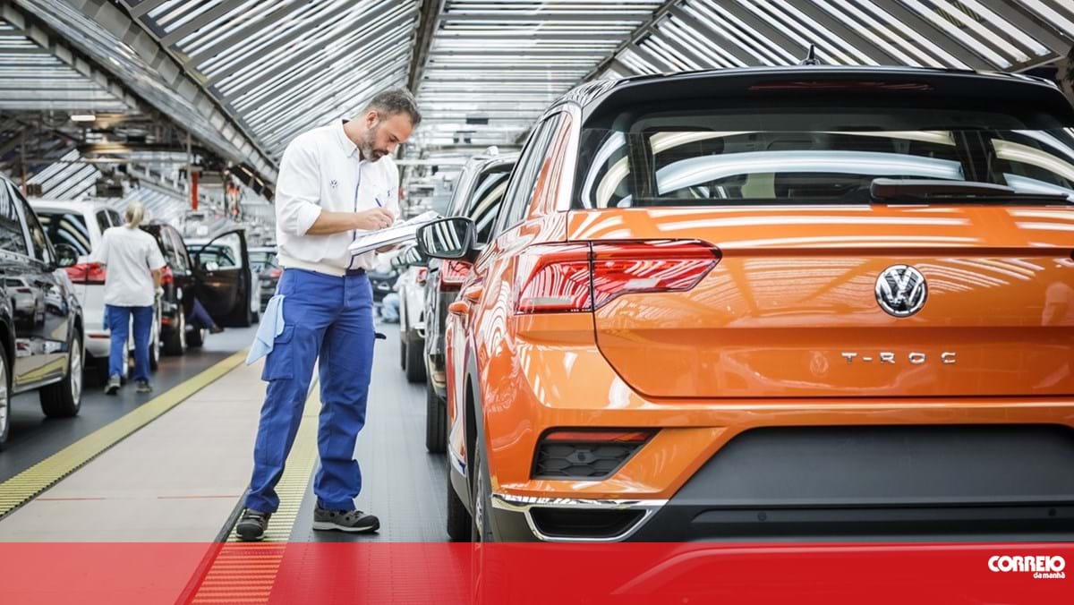 Volkswagen weist Forderungen zurück und die Gewerkschaft droht mit Streiks in Deutschland – und in der Welt