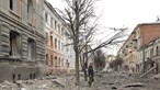 Civis abandonam inferno de Mariupol