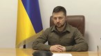 “Paz pela única escolha, viva à Ucrânia”: Zelensky deixa mensagem a ucranianos em Portugal