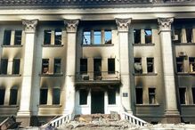 teatro de Mariupol , bombardeamento, guerra
