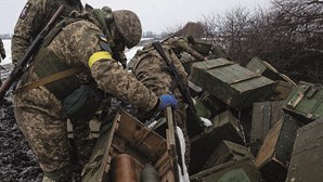 Kiev pede rapidez aos EUA na entrega de armas para defender Kharkiv