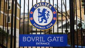 Empresa detida por português faz proposta de mais de dois mil milhões de euros para comprar o Chelsea