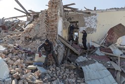 Rasto de destruição provocado pelos ataques russos na Ucrânia