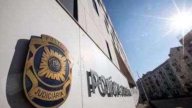 Detido em Santarém homem supeito de abusar sexualmente da filha menor em Albufeira