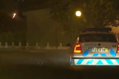 Mulher escapa a violação em Cascais após festa em discoteca. Suspeito identificado pela PSP