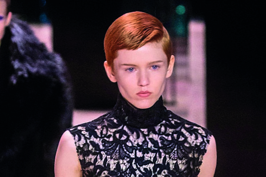 Propostas de alta costura das casas Dior, Rochas e Saint Laurent 