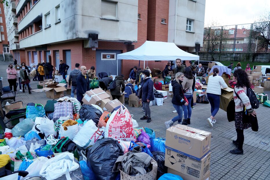 Recolha de bens essenciais para a Ucrânia