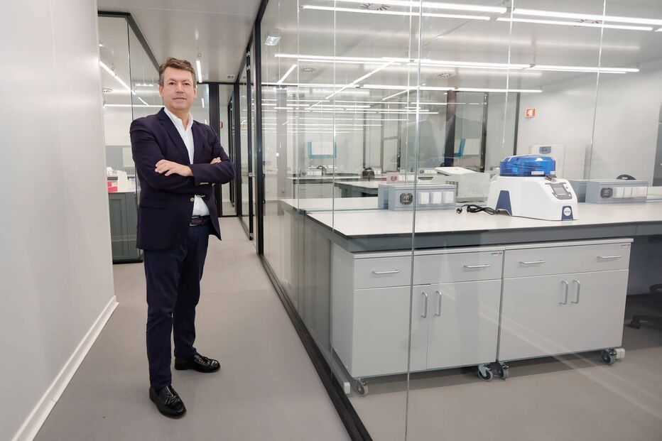 2022-03-11_12_38_37 web-Laboratorio-JM---Carlos-Santos-2879.jpg