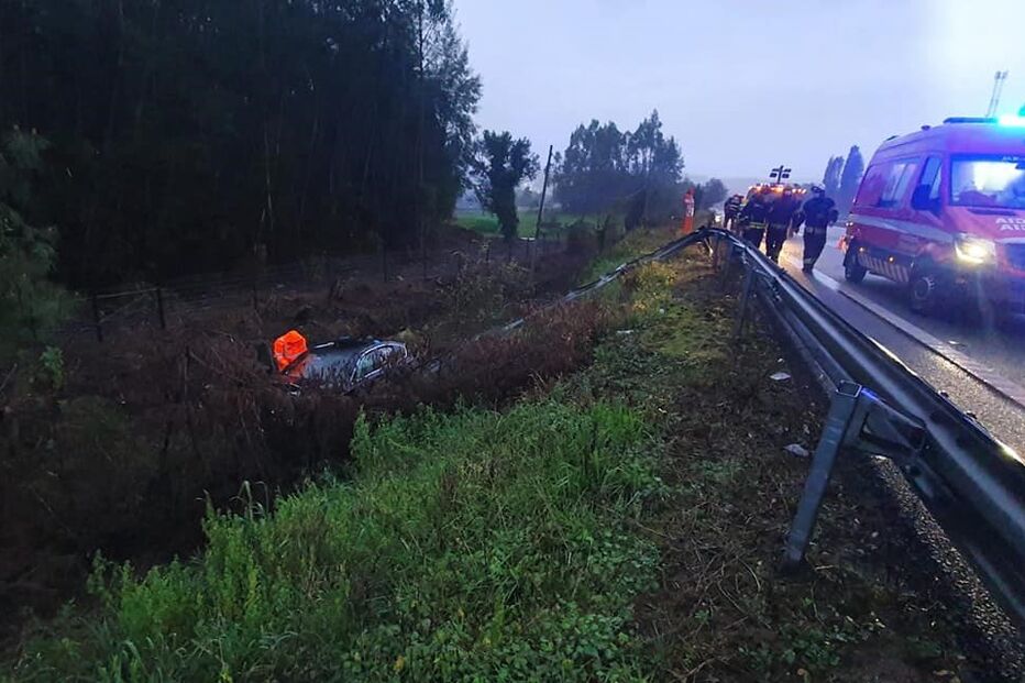 Chuva intensa causa dois acidentes na A1, em Estarreja e Albergaria-a-Velha