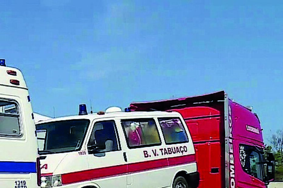Cinco ambulâncias já chegaram