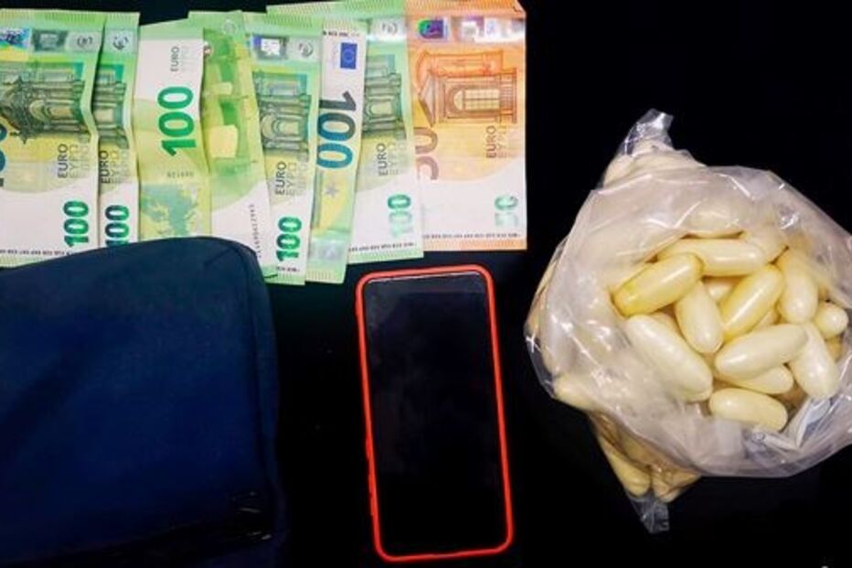 cocaína, correio de droga, detenção