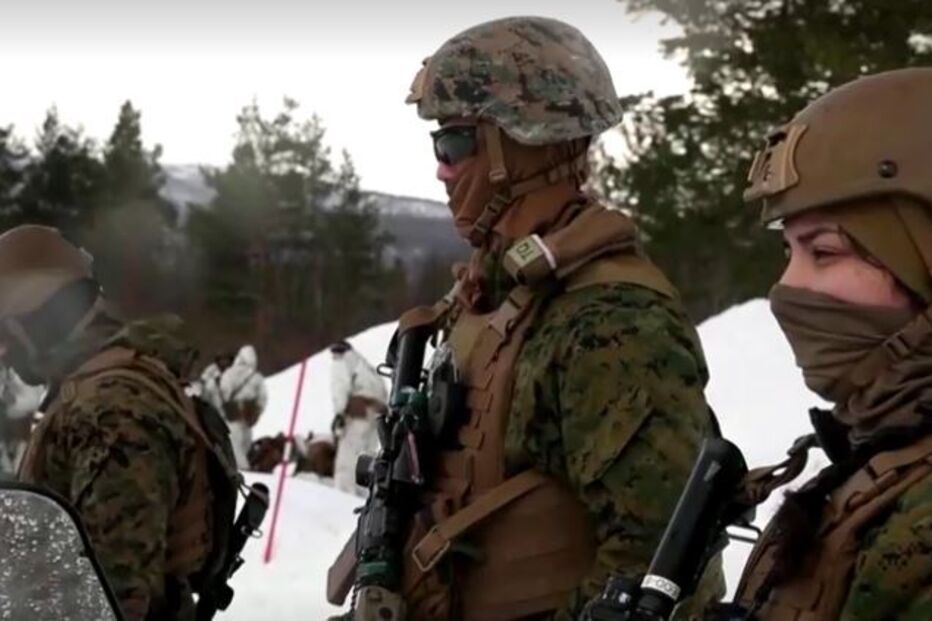 Avião militar norte-americano que participava em exercício da NATO cai na Noruega