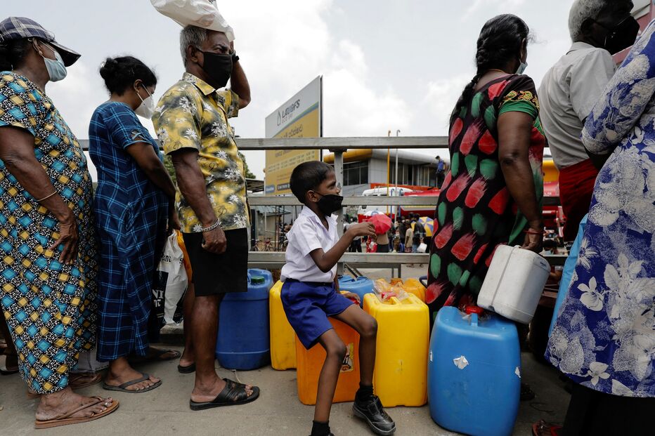 Sri Lanka, combustível, fila