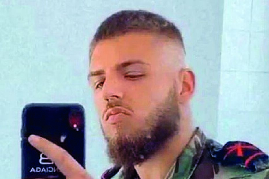 Vladym Hrynko, de 22,  treina no mesmo ginásio 