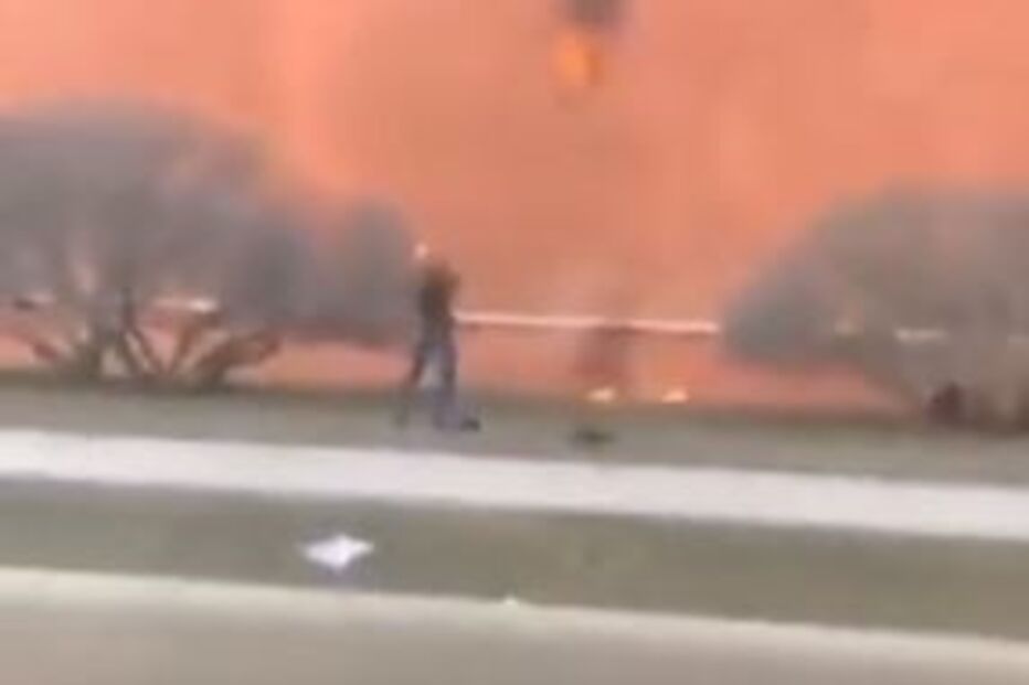 Homem filmado a lançar cocktails molotov contra residência oficial de Putin